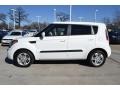 2010 Clear White Kia Soul +  photo #2