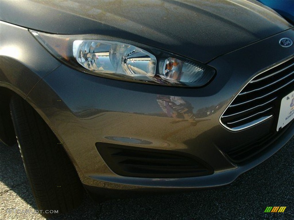 2014 Fiesta SE Hatchback - Storm Gray / Charcoal Black photo #2