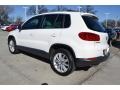 Candy White - Tiguan SE Photo No. 3