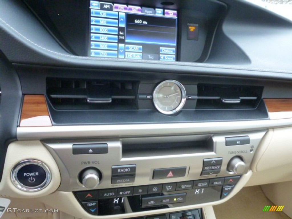 2014 Lexus ES 300h Hybrid Controls Photo #89635734