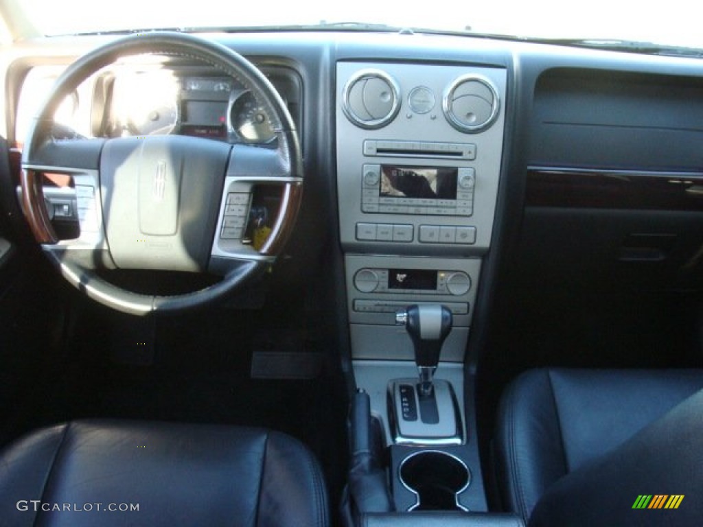 2006 Zephyr  - Black Clearcoat / Dark Charcoal photo #17