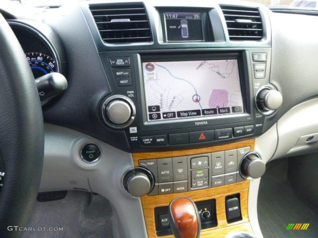 2010 Toyota Highlander Hybrid Limited 4WD Controls Photo #89642068