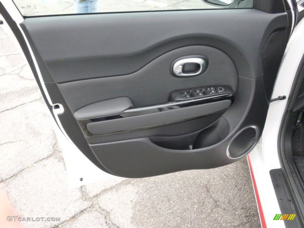 2014 Kia Soul Red Zone Special Edition Red Zone Black/Red Door Panel Photo #89642955