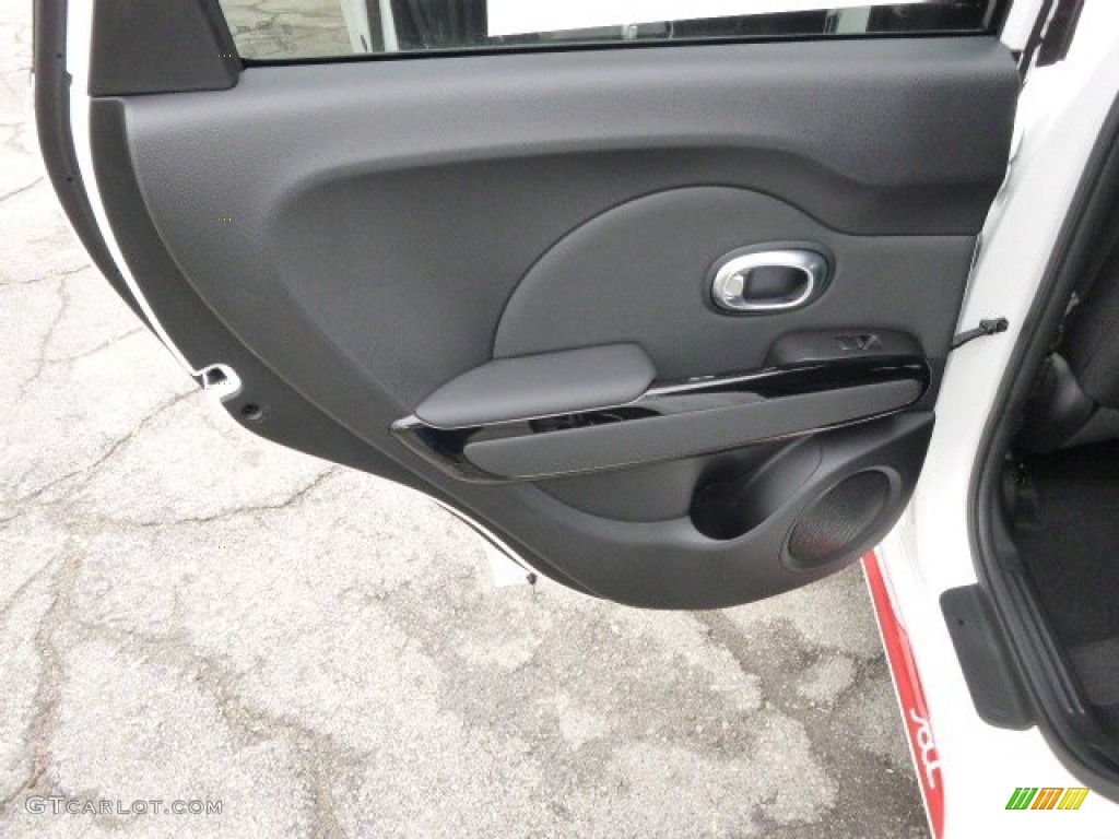 2014 Kia Soul Red Zone Special Edition Door Panel Photos