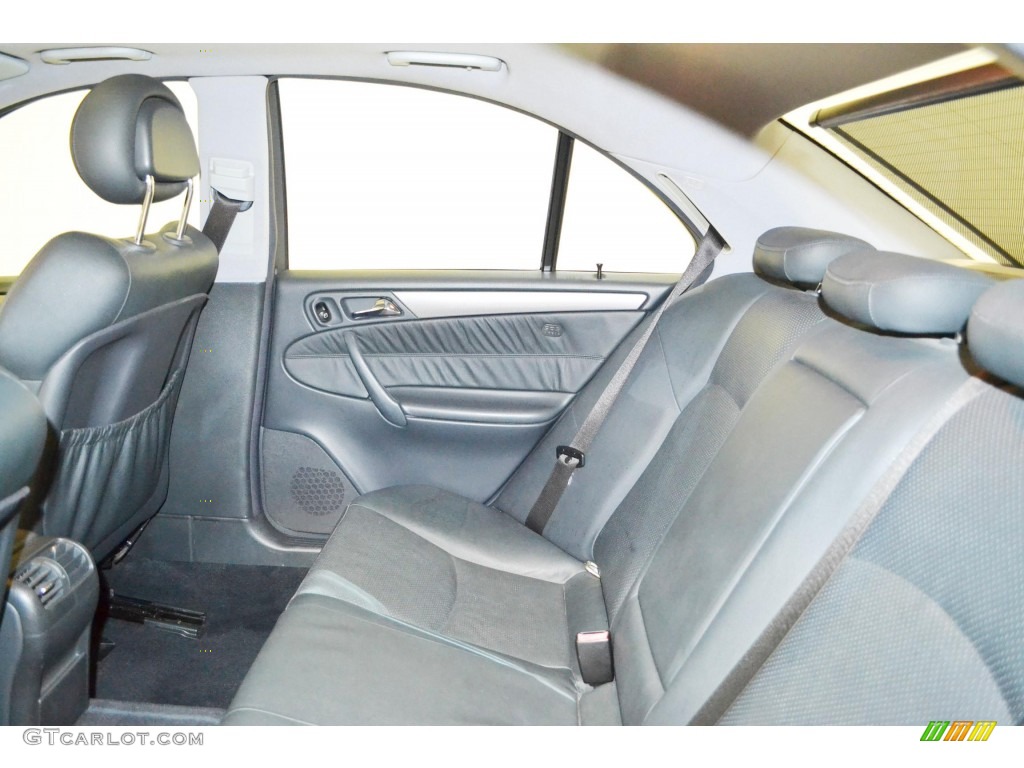 2001 C 320 Sedan - Brilliant Silver Metallic / Charcoal Black photo #18
