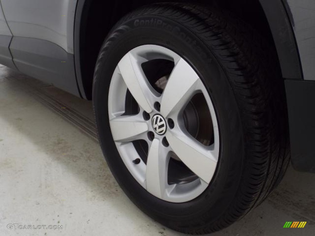 2010 Tiguan S 4Motion - Alpine Grey Metallic / Charcoal photo #42