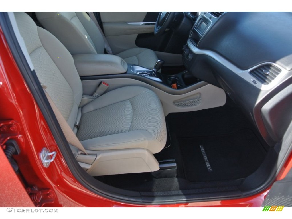 2013 Journey SXT - Bright Red / Black/Light Frost Beige photo #19