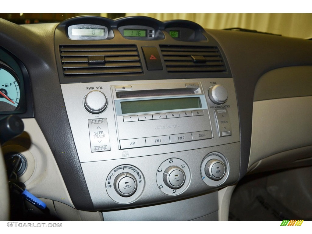 2006 Solara SE Coupe - Arctic Frost Pearl / Ivory photo #23