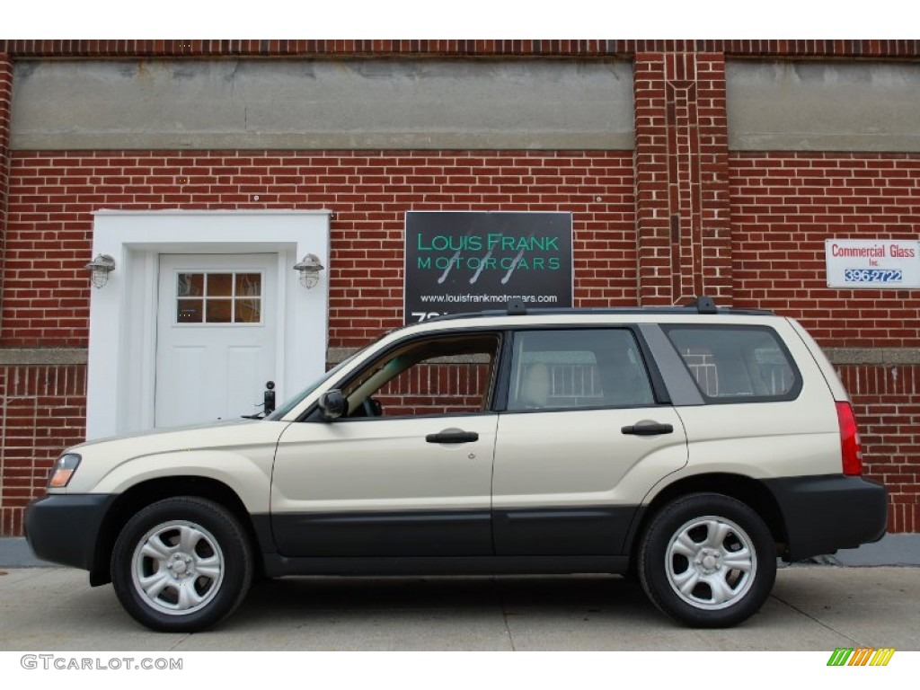 2005 Forester 2.5 X - Champagne Gold Opalescent / Beige photo #1