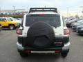 Iceberg White - FJ Cruiser 4WD Photo No. 5