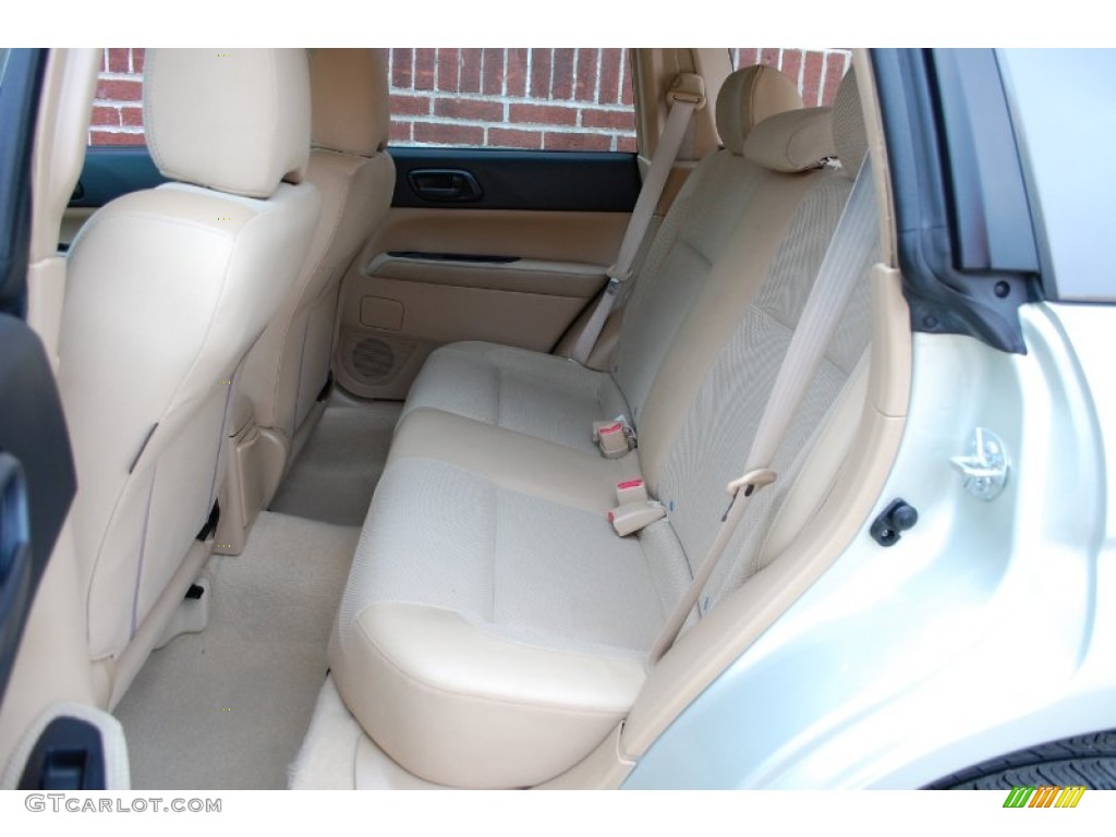 2005 Subaru Forester 2.5 X Rear Seat Photo #89649903