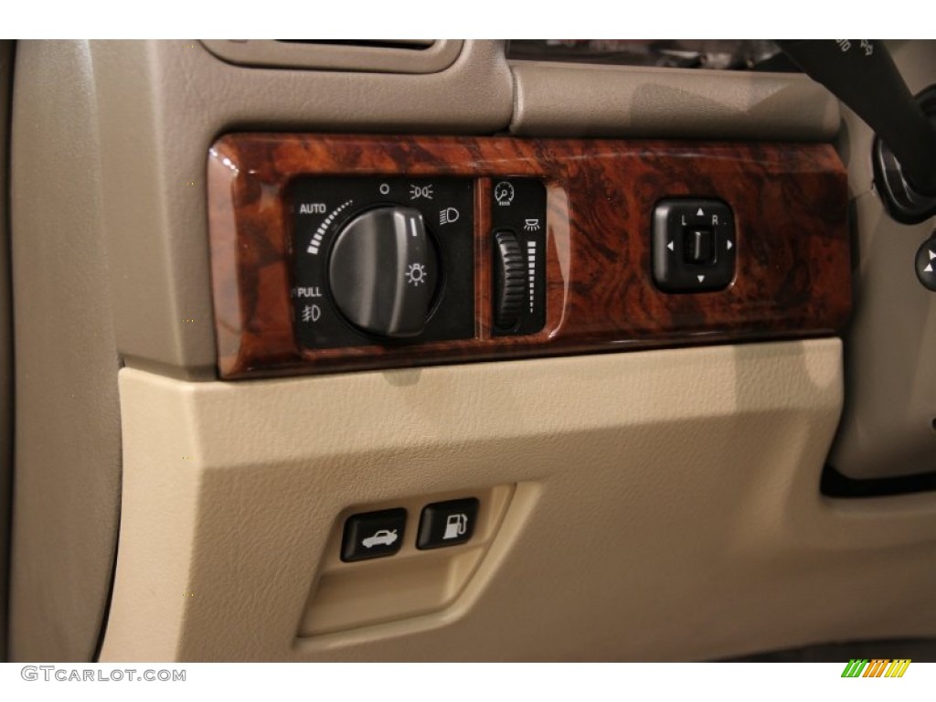 2000 Lincoln LS V8 Controls Photos