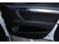 Calla White - Q7 3.0 TDI quattro Photo No. 36