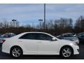 Super White - Camry SE Photo No. 2