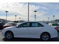 Super White - Camry SE Photo No. 6