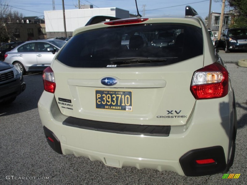 2013 XV Crosstrek 2.0 Premium - Desert Khaki / Black photo #5