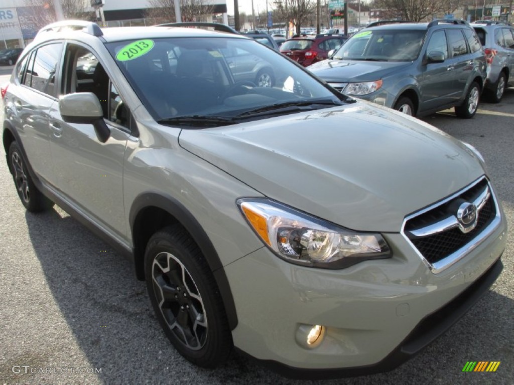 2013 XV Crosstrek 2.0 Premium - Desert Khaki / Black photo #8