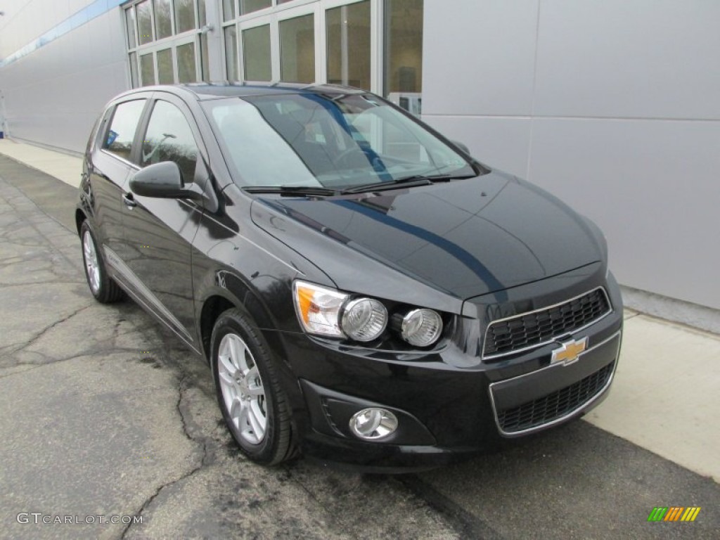 Black Granite Metallic 2013 Chevrolet Sonic LT Hatch Exterior Photo #89657124