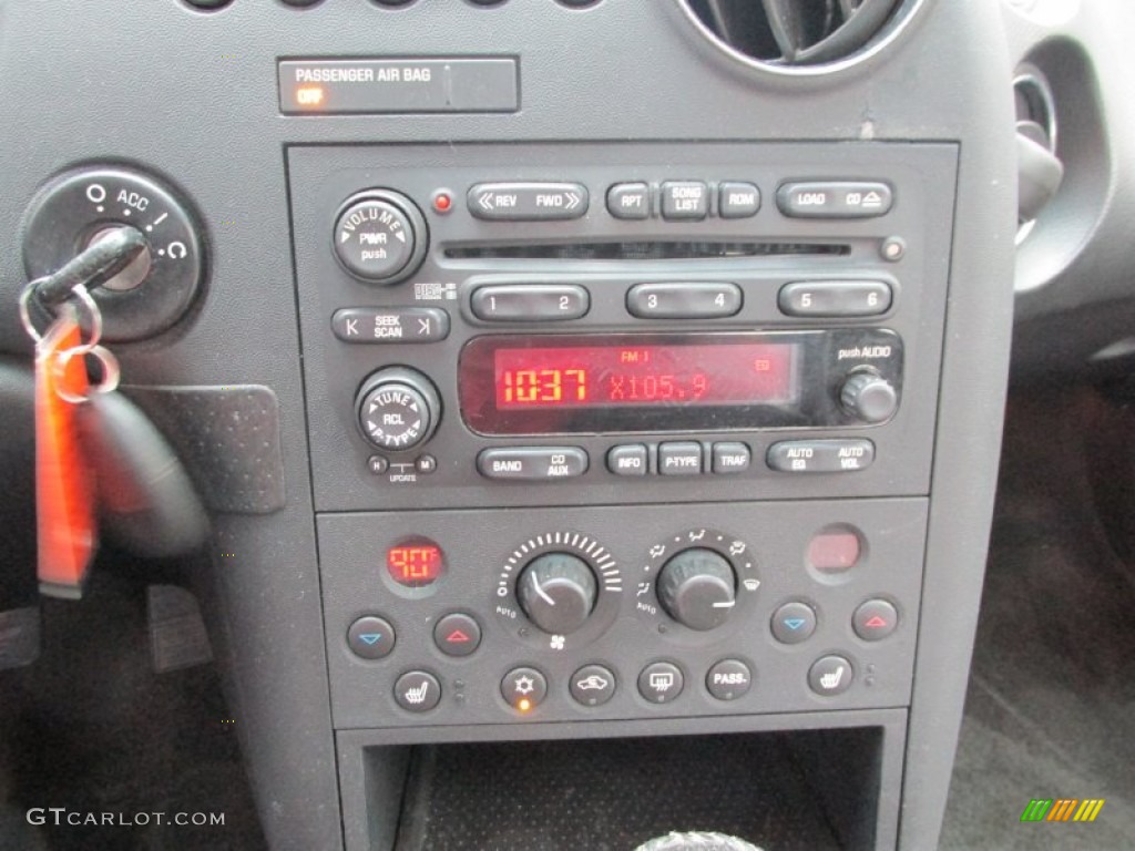 2006 Grand Prix GT Sedan - Blue Green Crystal / Ebony photo #16