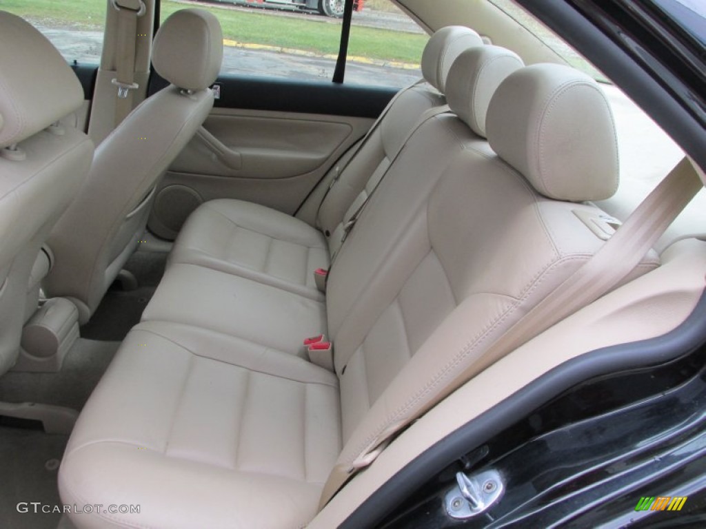 2002 Jetta GLS Sedan - Black / Beige photo #13