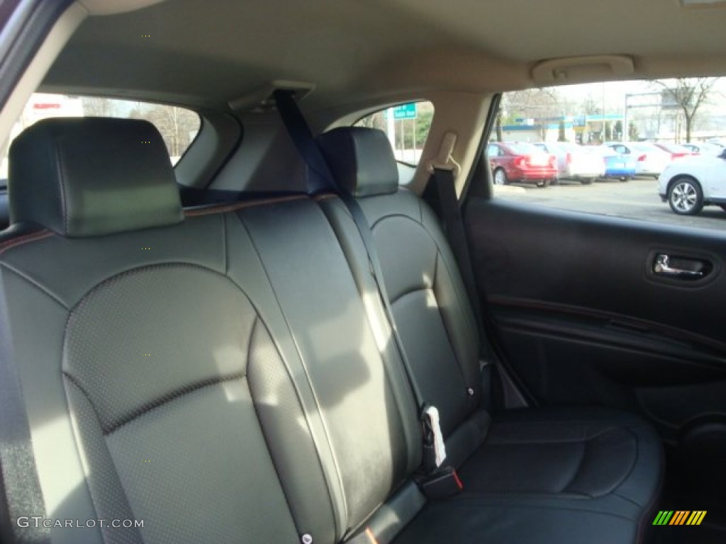 2011 Rogue SV AWD - Black Amethyst / Black photo #14