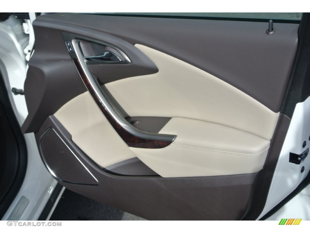 2014 Buick Verano Convenience Cashmere Door Panel Photo #89662107
