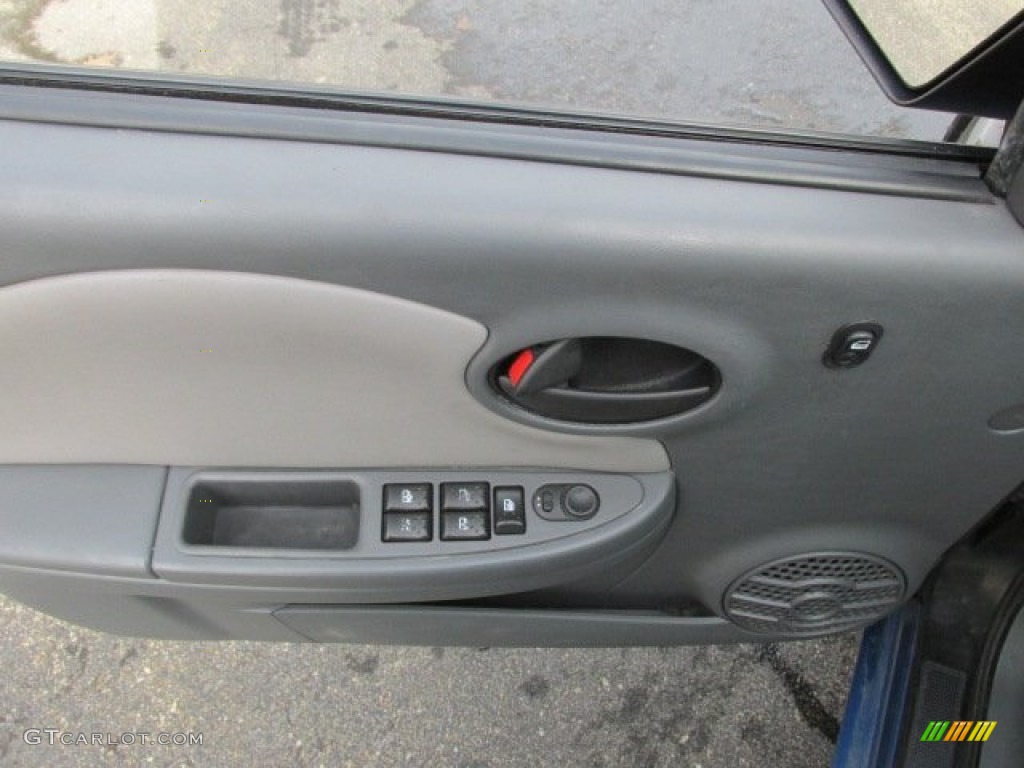2006 ION 3 Sedan - Laser Blue / Gray photo #15