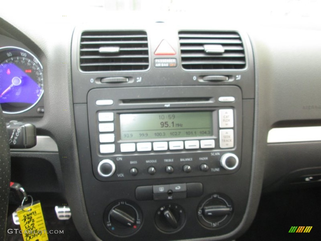 2008 Volkswagen GTI 2 Door Controls Photos