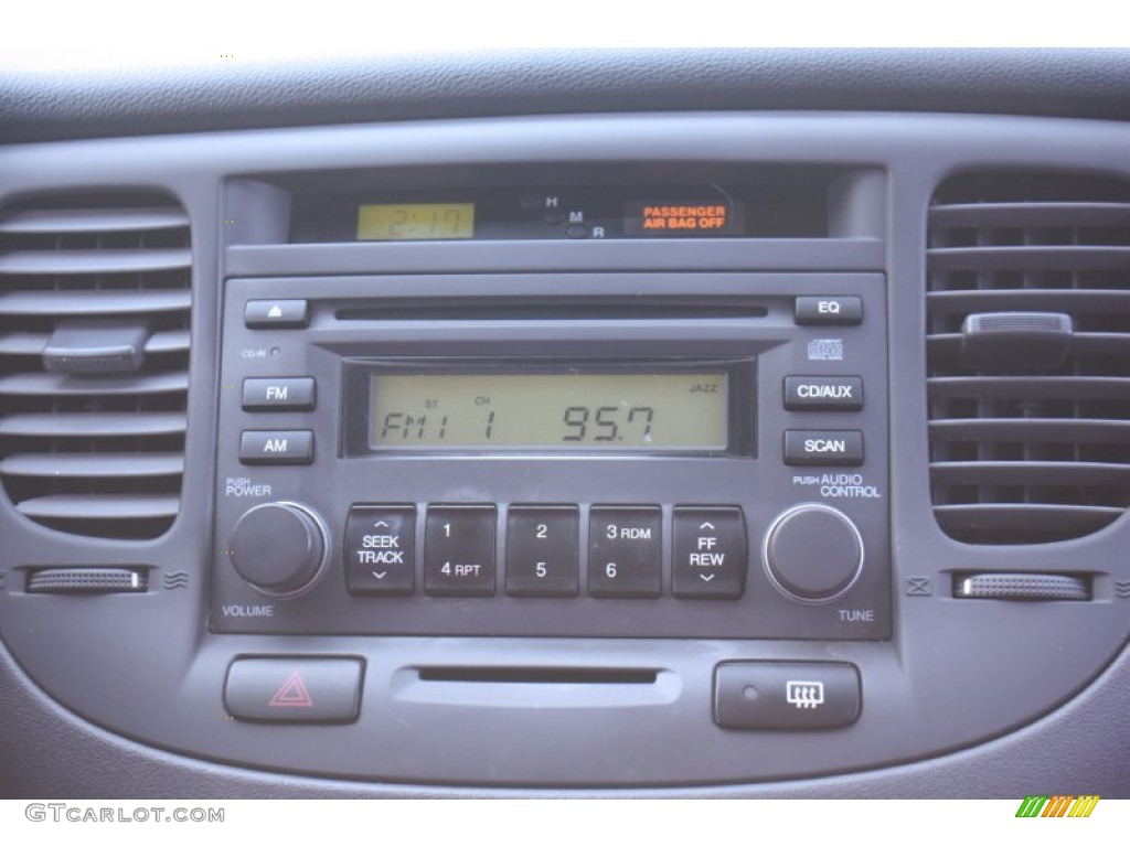 2008 Kia Rio Rio5 LX Hatchback Audio System Photos