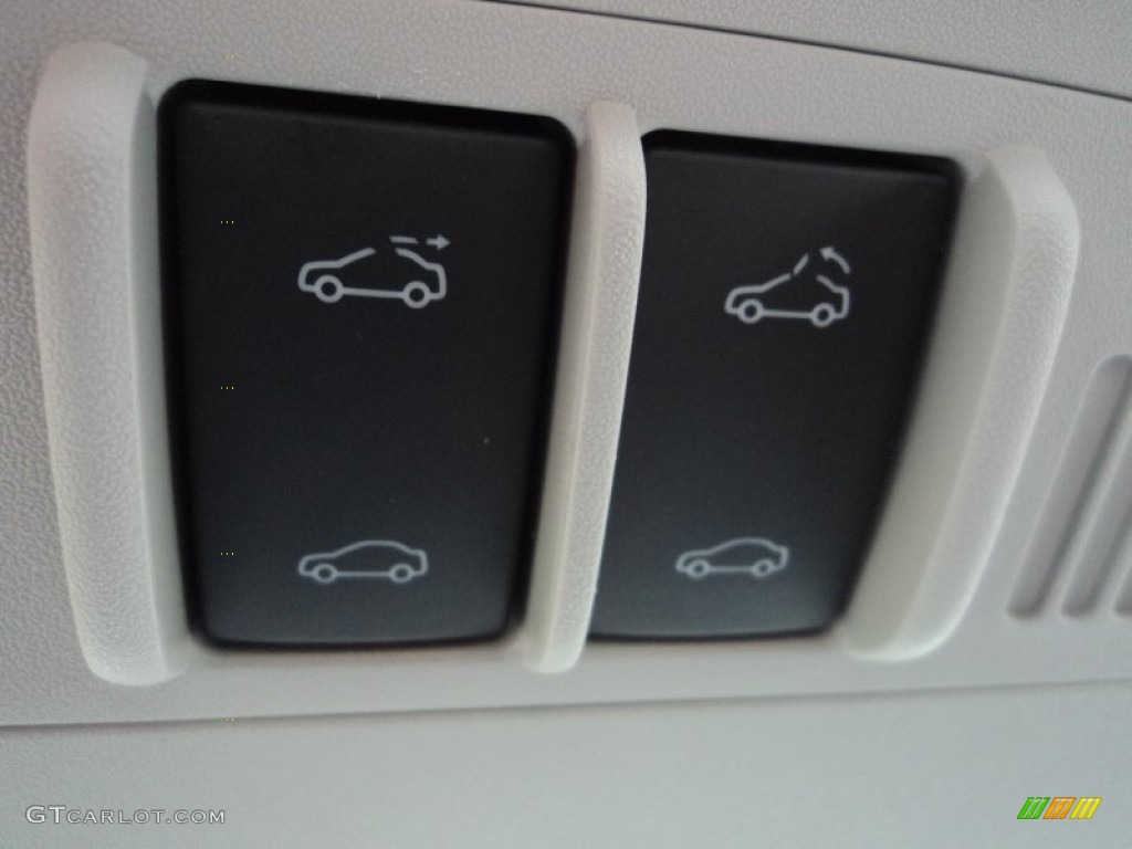 2013 Buick Regal GS Controls Photo #89667263