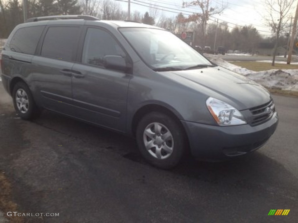 2009 Sedona LX - Olive Gray / Gray photo #3