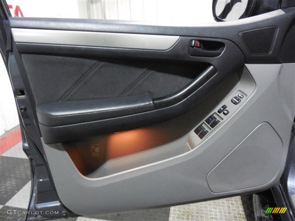2004 4Runner SR5 - Galactic Gray Mica / Stone photo #9