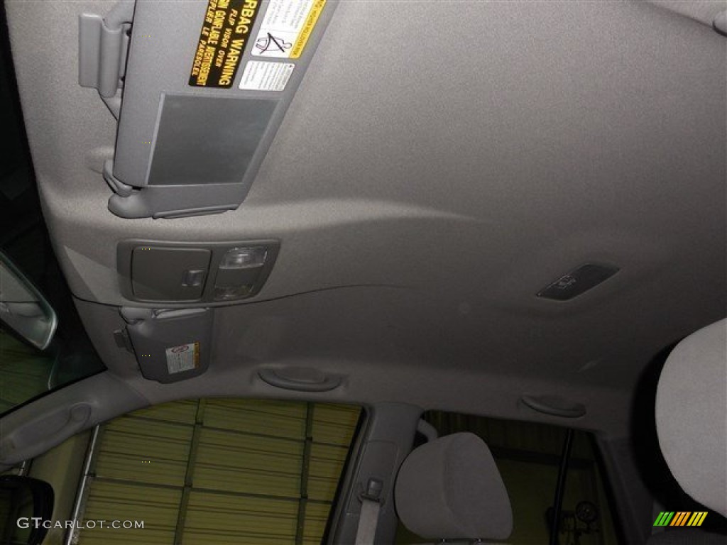 2004 4Runner SR5 - Galactic Gray Mica / Stone photo #16