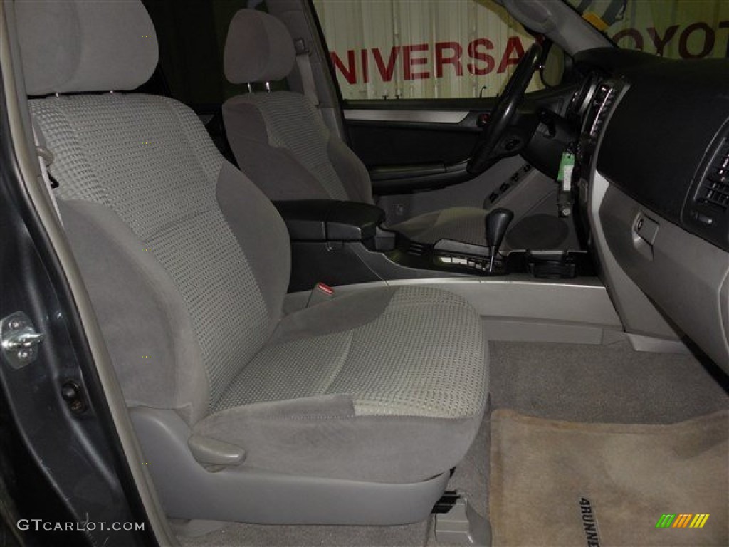 2004 4Runner SR5 - Galactic Gray Mica / Stone photo #18