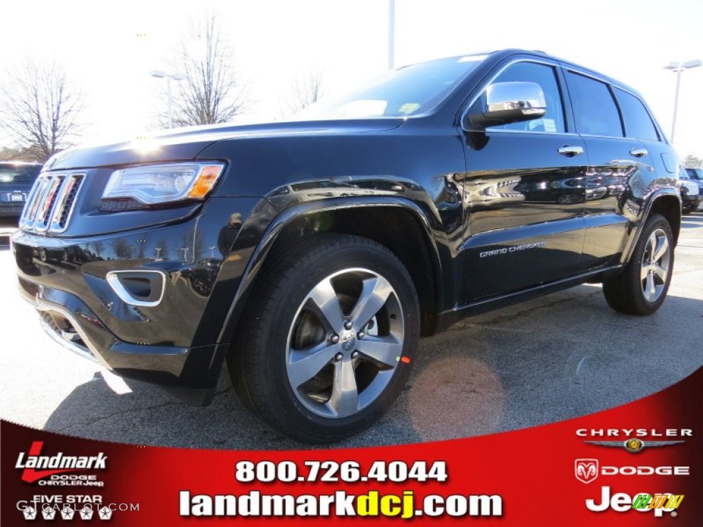 Brilliant Black Crystal Pearl Jeep Grand Cherokee