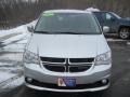 Bright Silver Metallic - Grand Caravan Crew Photo No. 3