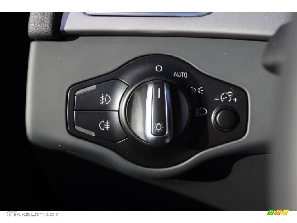 2014 Audi A4 2.0T quattro Sedan Controls Photo #89691345