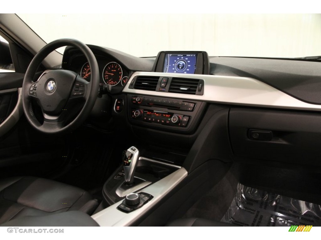2013 3 Series 328i xDrive Sedan - Liquid Blue Metallic / Black photo #39