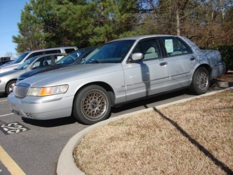 2001 Mercury Grand Marquis GS Data, Info and Specs