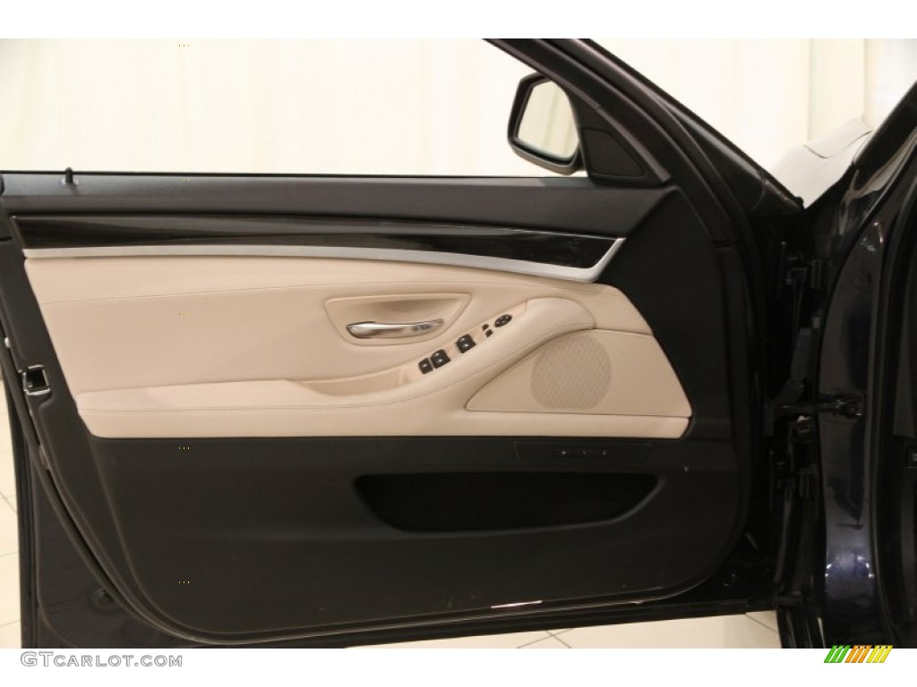 2013 BMW 5 Series 535i xDrive Sedan Oyster/Black Door Panel Photo #89694324