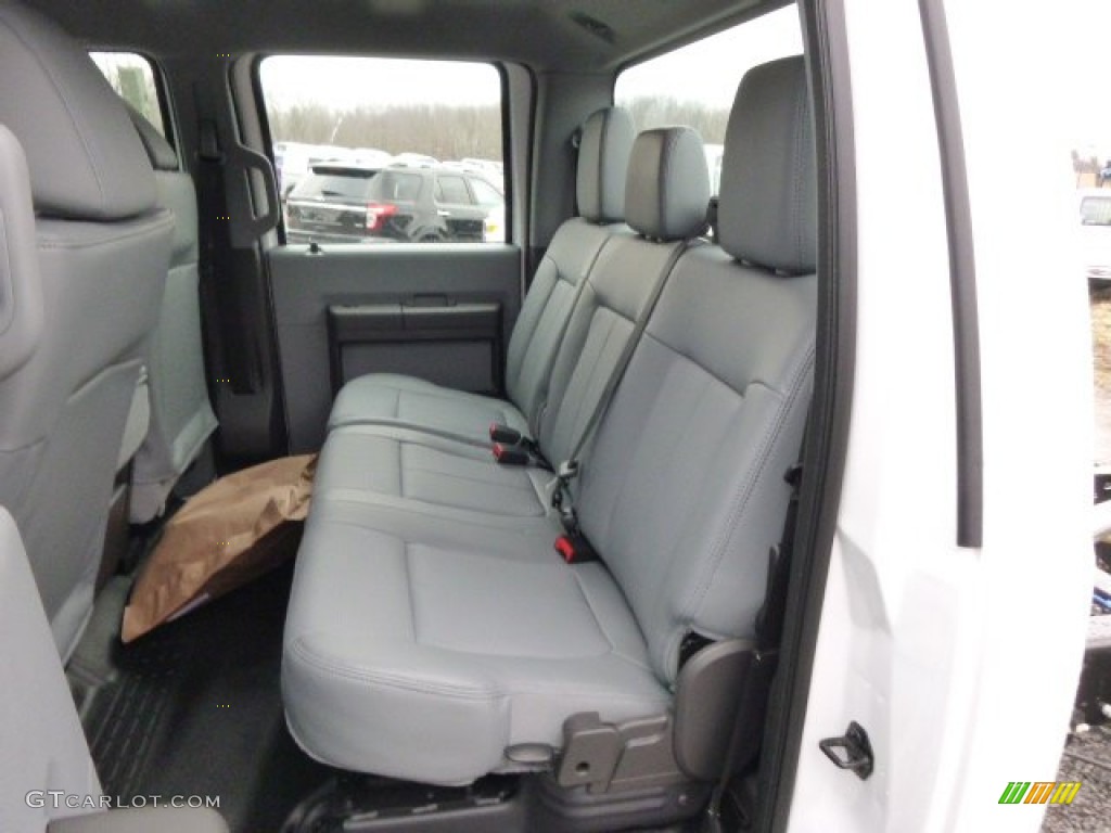 2014 Ford F350 Super Duty XL Crew Cab 4x4 Chassis Rear Seat Photo #89694501