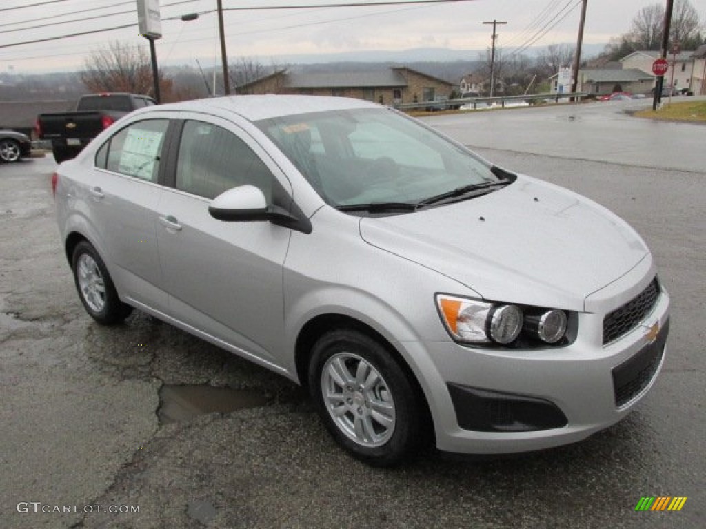 2014 Sonic LT Sedan - Silver Ice Metallic / Jet Black/Dark Titanium photo #5