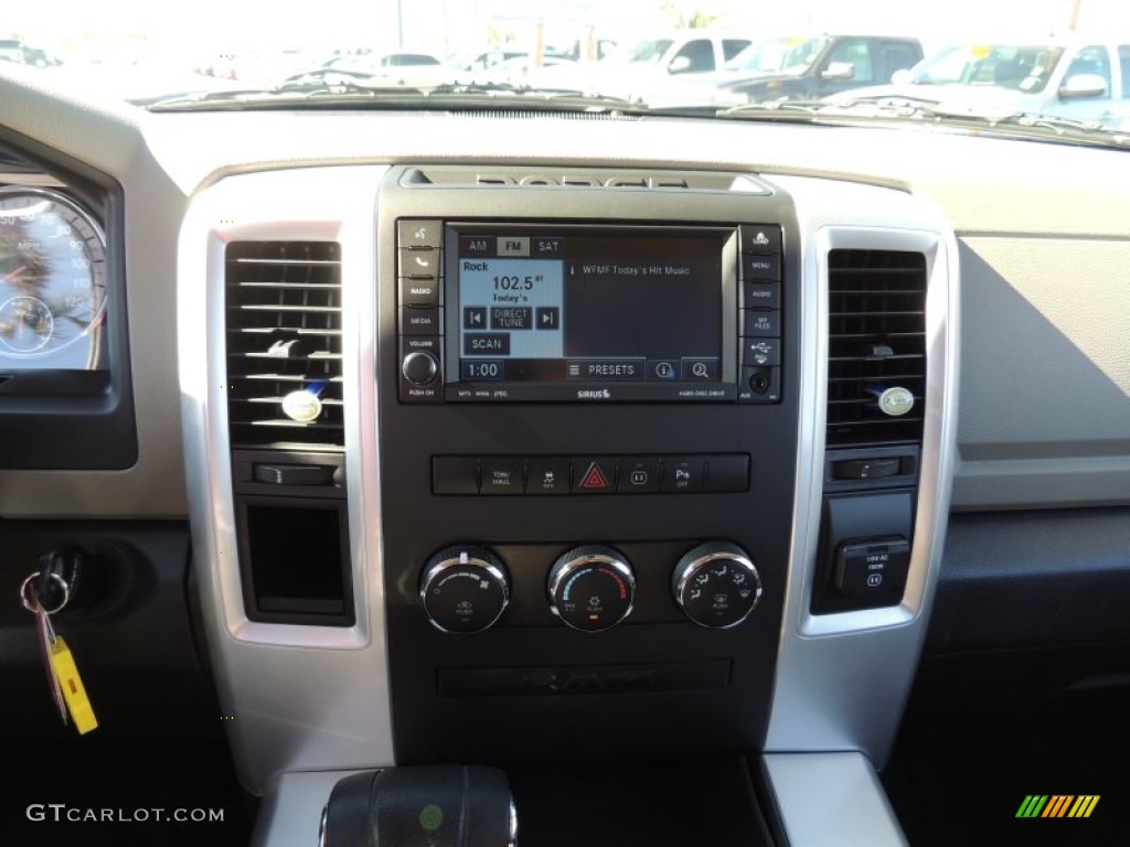 2011 Ram 1500 SLT Crew Cab - Mineral Gray Metallic / Dark Slate Gray/Medium Graystone photo #17