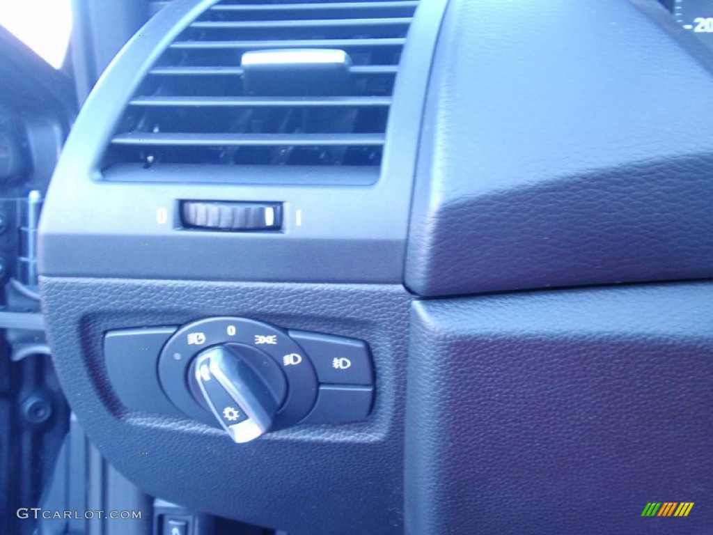 2013 1 Series 128i Convertible - Space Gray Metallic / Coral Red photo #38