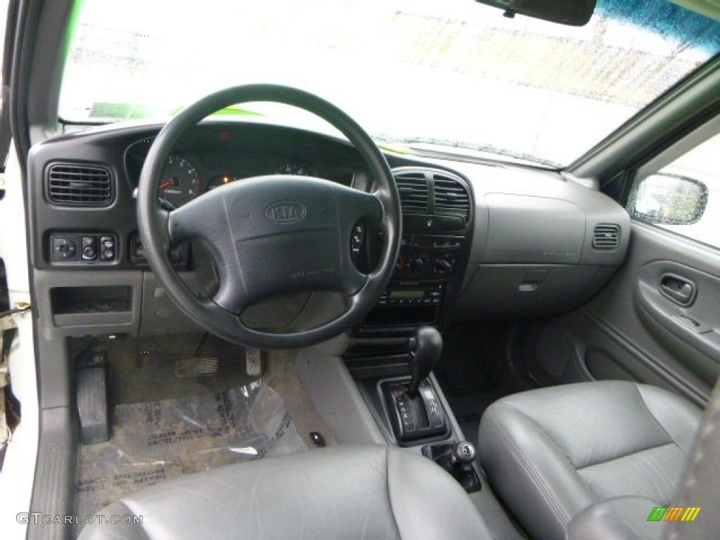 2002 Sportage 4x4 - White / Gray photo #11