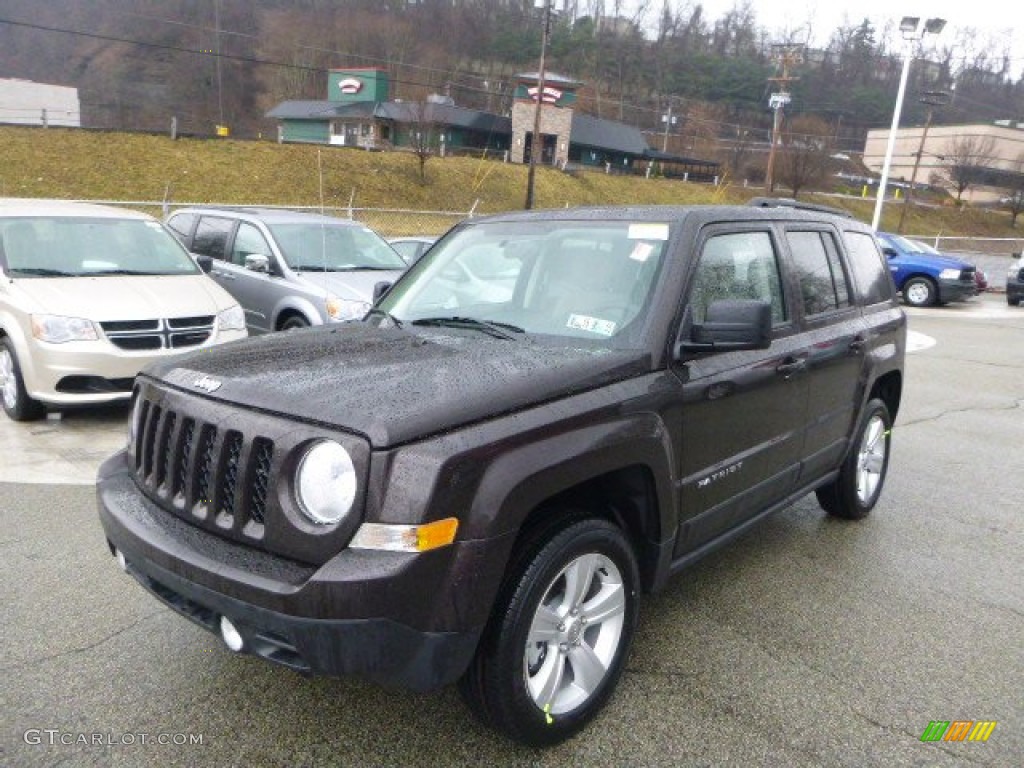 2014 Patriot Latitude 4x4 - Rugged Brown Metallic / Dark Slate Gray/Light Pebble photo #1