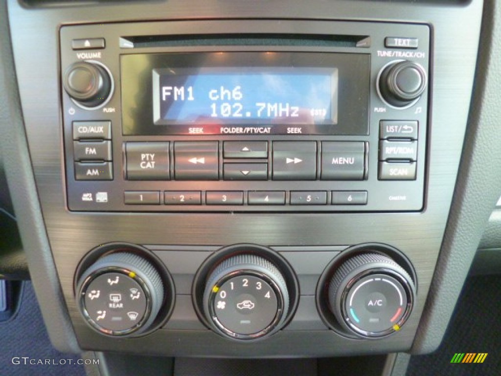2014 Subaru Impreza 2.0i Premium 4 Door Controls Photo #89718841