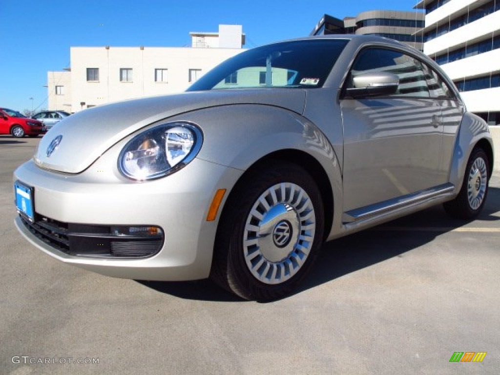 Moonrock Silver Metallic 2014 Volkswagen Beetle 2.5L Exterior Photo #89721061