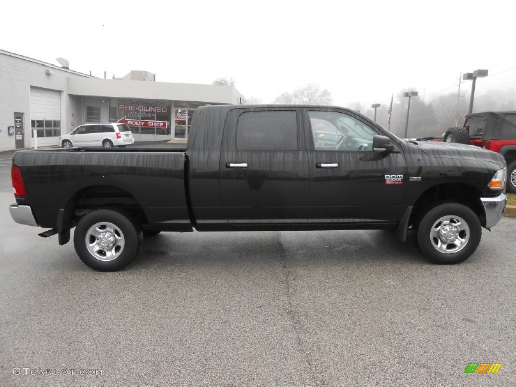 2011 Ram 2500 HD SLT Mega Cab 4x4 - Brilliant Black Crystal Pearl / Dark Slate/Medium Graystone photo #4