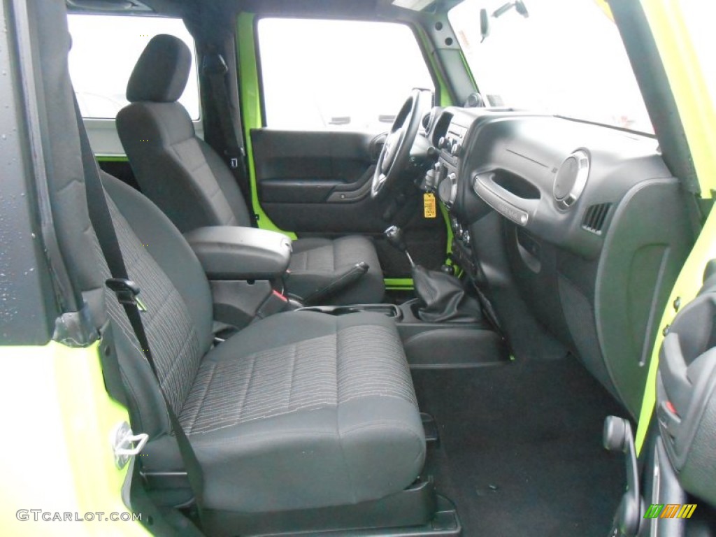2012 Wrangler Sport 4x4 - Gecko Green / Black photo #13